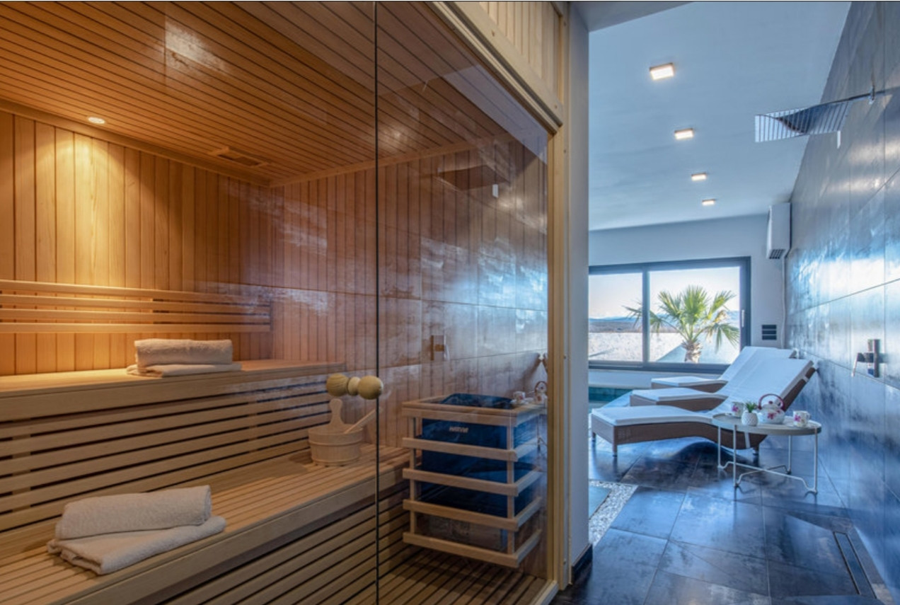 BEAUTIFUL ANTI-STRESS OASIS - An ideal place for a relaxing holiday with family or friends, Luxury villa Milly, Holiday house with pool on the island of Krk, Croatia KRK